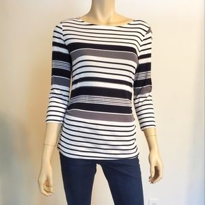 New York & Company Striped 3/4 Sleeves Top
